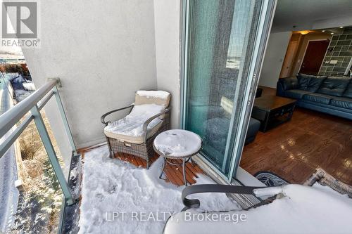 Ph06 - 51 Baffin Court, Richmond Hill, ON -  With Exterior