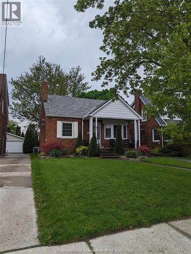 86 Phyllis Avenue, Chatham, ON - Outdoor With Facade