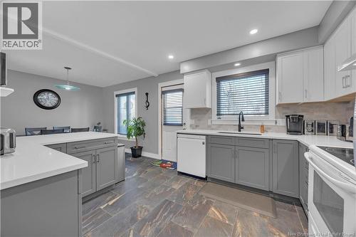 17 Autumnwood Avenue, Quispamsis, NB - Indoor Photo Showing Kitchen