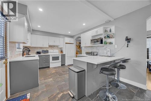 17 Autumnwood Avenue, Quispamsis, NB - Indoor Photo Showing Kitchen