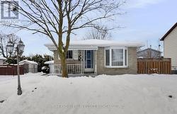 6 COURT LANE  London East (East O), ON N5W 5M5