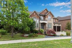 2485 MEADOWRIDGE DRIVE  Oakville, ON L6H 7R4