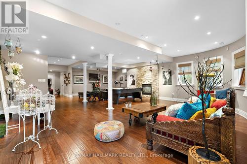 2485 Meadowridge Drive, Oakville, ON - Indoor