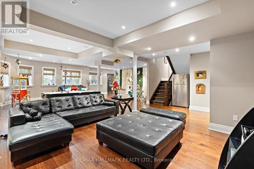 2485 Meadowridge Drive, Oakville, ON - Indoor