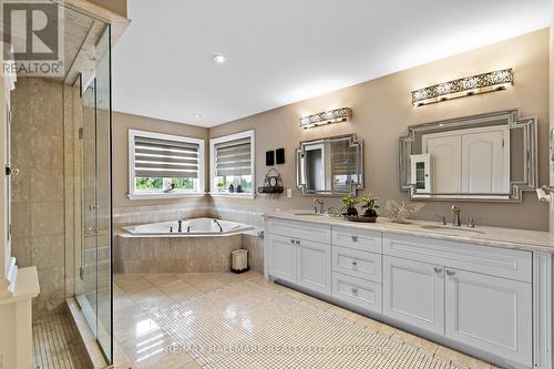 2485 Meadowridge Drive, Oakville, ON - Indoor Photo Showing Bathroom