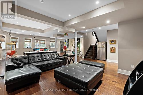 2485 Meadowridge Drive, Oakville, ON - Indoor