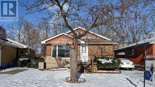 26 Ramsey Crescent, Hamilton, ON - Outdoor