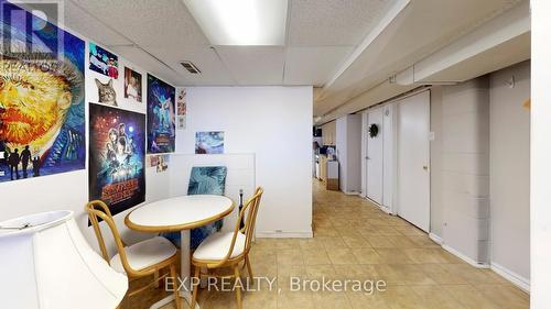 26 Ramsey Crescent, Hamilton, ON - Indoor Photo Showing Dining Room