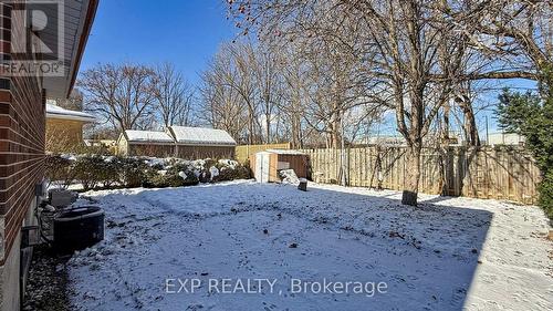 26 Ramsey Crescent, Hamilton, ON - Outdoor