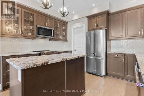 779 Fiddlehead Street, Ottawa, ON - Indoor Photo Showing Kitchen