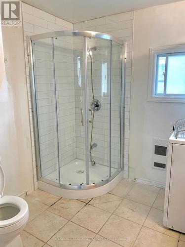 1 - 176 Grace Street, Toronto, ON - Indoor Photo Showing Bathroom