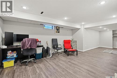 1307 Brown Street, Regina, SK - Indoor