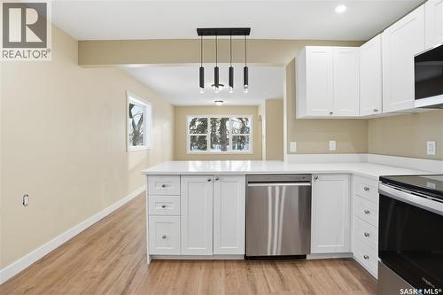 5100 Dewdney Avenue, Regina, SK - Indoor Photo Showing Kitchen