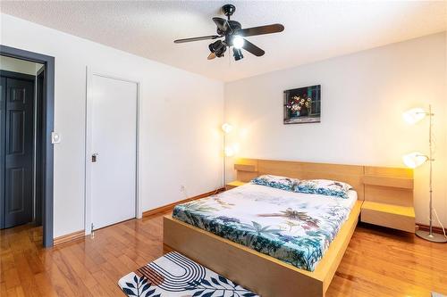 22 Haddon Road, Winnipeg, MB - Indoor Photo Showing Bedroom