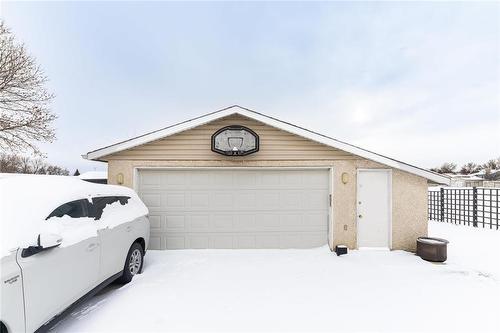 22 Haddon Road, Winnipeg, MB - Outdoor