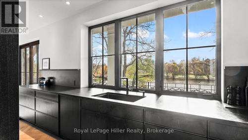 113 William Street, Stratford, ON - Indoor