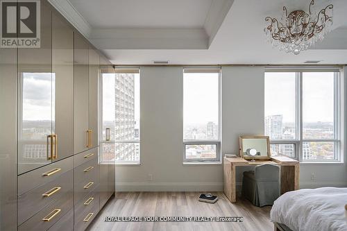 Ph 35 - 21 Balmuto Street, Toronto, ON - Indoor