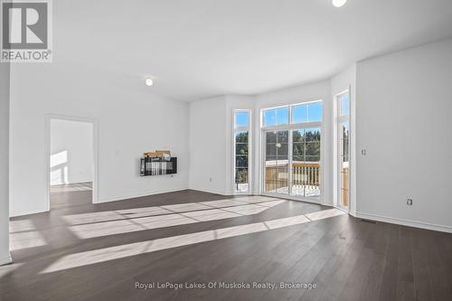 5 Turnberry Court, Bracebridge (Monck (Bracebridge)), ON - Indoor Photo Showing Other Room