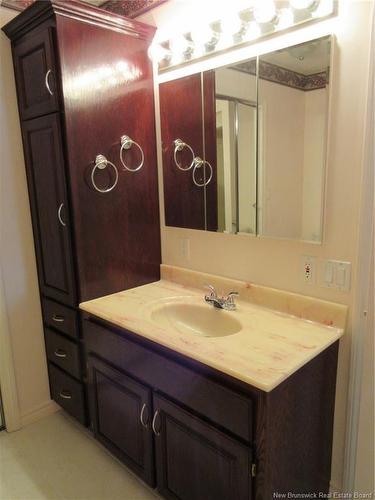 H-61 Prince William St, Saint Stephen, NB 