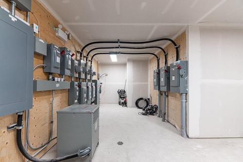 Sous-sol - 86 Av. De La Gare, Saint-Sauveur, QC - Indoor Photo Showing Other Room