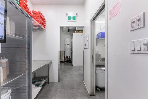 Commerce - 86 Av. De La Gare, Saint-Sauveur, QC - Indoor