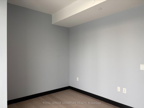 809-3883 Quartz Road, Mississauga, ON - Indoor Photo Showing Other Room