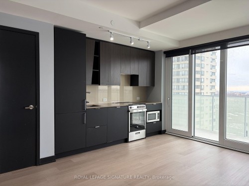 809-3883 Quartz Road, Mississauga, ON - Indoor Photo Showing Other Room