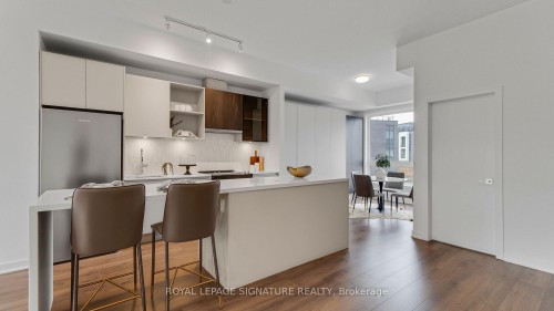 3055 Trailside Drive, Oakville, ON - Indoor Photo Showing Kitchen