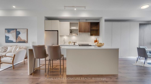 3055 Trailside Drive, Oakville, ON - Indoor Photo Showing Kitchen