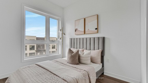 3055 Trailside Drive, Oakville, ON - Indoor Photo Showing Bedroom