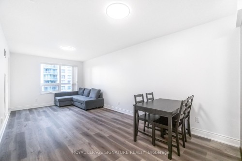 809-60 South Town Centre Boulevard, Markham, ON - Indoor