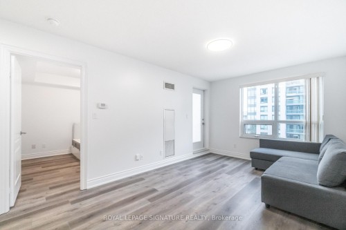 809-60 South Town Centre Boulevard, Markham, ON - Indoor