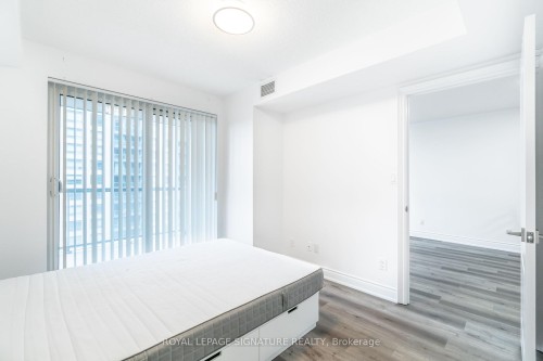 809-60 South Town Centre Boulevard, Markham, ON - Indoor Photo Showing Bedroom