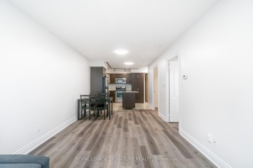809-60 South Town Centre Boulevard, Markham, ON - Indoor