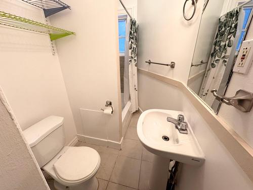 Salle de bains - 3703 Rue St-Dominique, Montréal (Le Plateau-Mont-Royal), QC - Indoor Photo Showing Bathroom