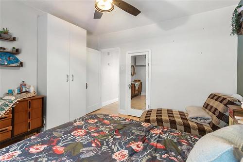 354 Sydney Ave, Winnipeg, MB 