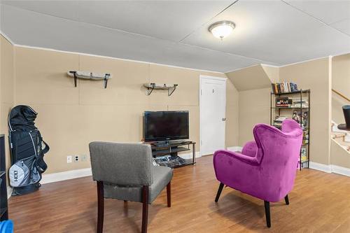 354 Sydney Ave, Winnipeg, MB 