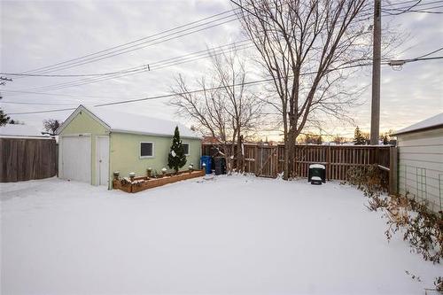 354 Sydney Ave, Winnipeg, MB 