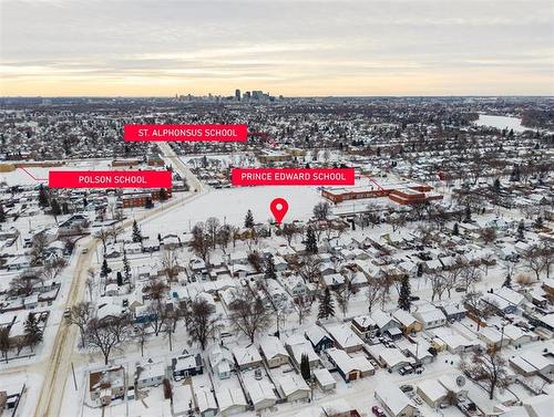 354 Sydney Ave, Winnipeg, MB 