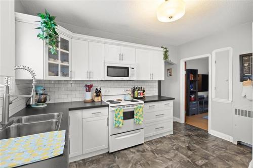 354 Sydney Ave, Winnipeg, MB 