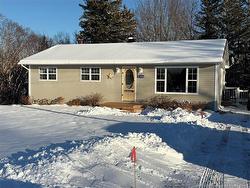 2166 Carron DR  Bathurst, NB E2A 6A1