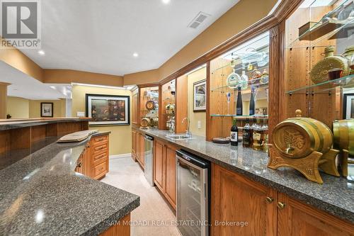 5431 Appleby Line, Burlington, ON - Indoor Photo Showing Kitchen