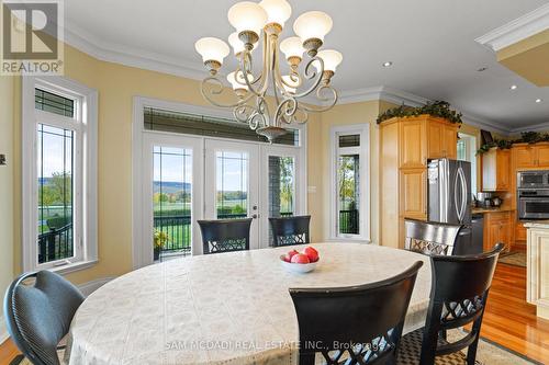 5431 Appleby Line, Burlington, ON - Indoor Photo Showing Dining Room