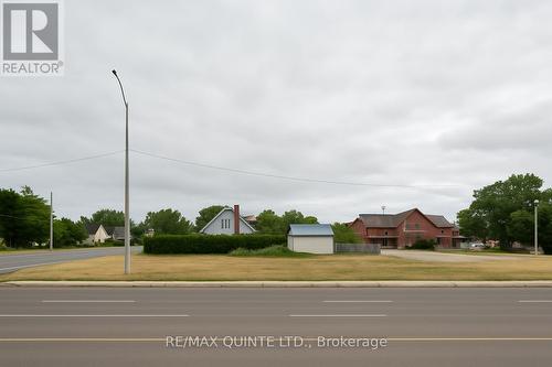 Unit B - 506 Dundas Street W, Belleville (Belleville Ward), ON 