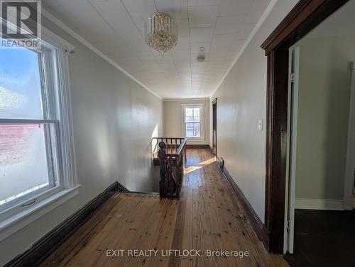 202 Queen Street, Trent Hills (Campbellford), ON - Indoor Photo Showing Other Room