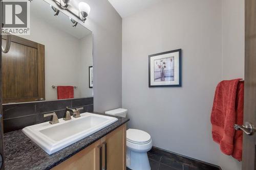 2576 Sandstone Green, Invermere, BC - Indoor Photo Showing Bathroom