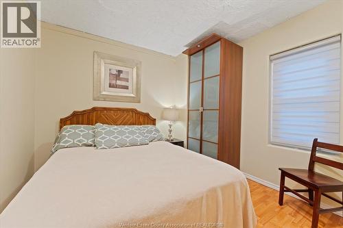 3315 Tecumseh Road East, Windsor, ON - Indoor Photo Showing Bedroom