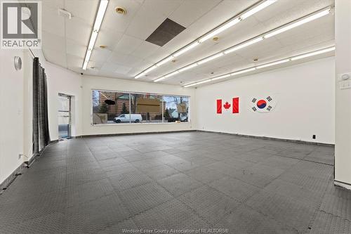 3315 Tecumseh Road East, Windsor, ON - Indoor Photo Showing Other Room