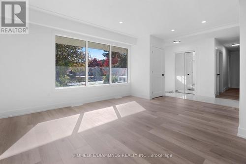 Upper - 17 Old Coach Road, St. Catharines, ON - Indoor Photo Showing Other Room