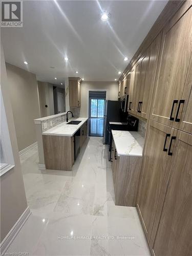 49 Ristau Crescent, Kitchener, ON - Indoor